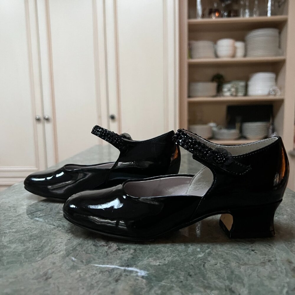 Girls Size 1M Black Mary Jane Patent Leather Shoes - Picture 3 of 8